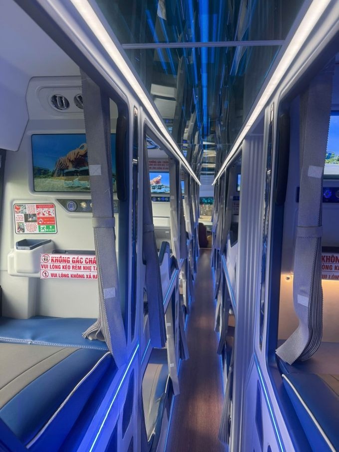 Xe Anh Khôi (Đà Lạt) Giường nằm Tiện ích Nội thất Limousine 34 phòng 