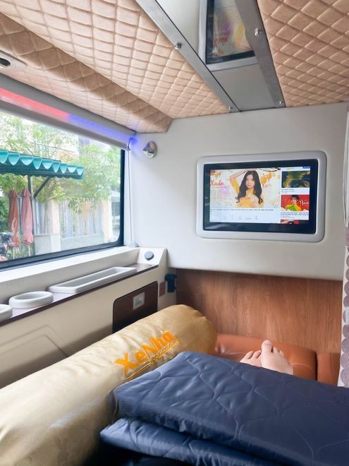 Xe Xe Nhà Tiện ích Limousine giường phòng 20 chỗ (WC)