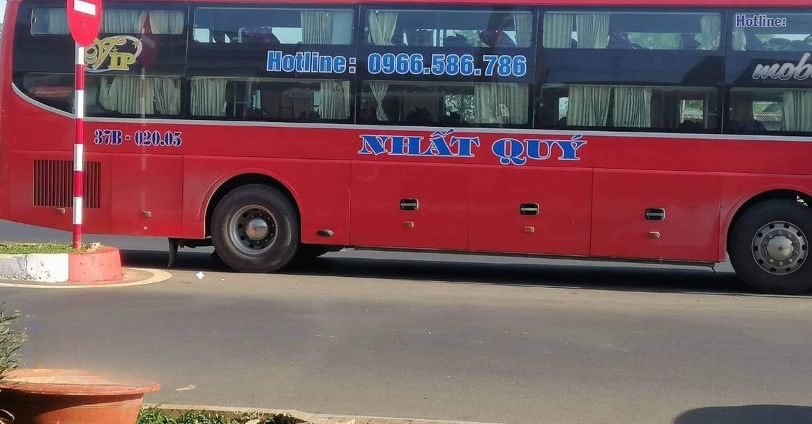 Xe Lovabus Bên hông xe Mặt sau xe Giường nằm 40 chỗ