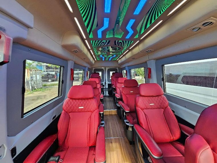 Xe Eco Sapa Limousine Tiện ích Limousine 10 chỗ
