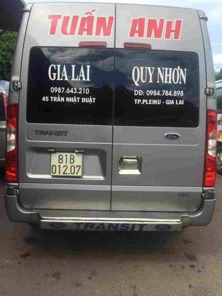 Mặt sau xe Ghế ngồi 16 chỗ Tuấn Anh (Gia Lai)