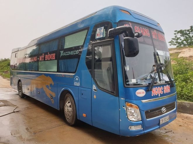 Xe Ngọc Sơn Bên hông xe Giường nằm 40 chỗ