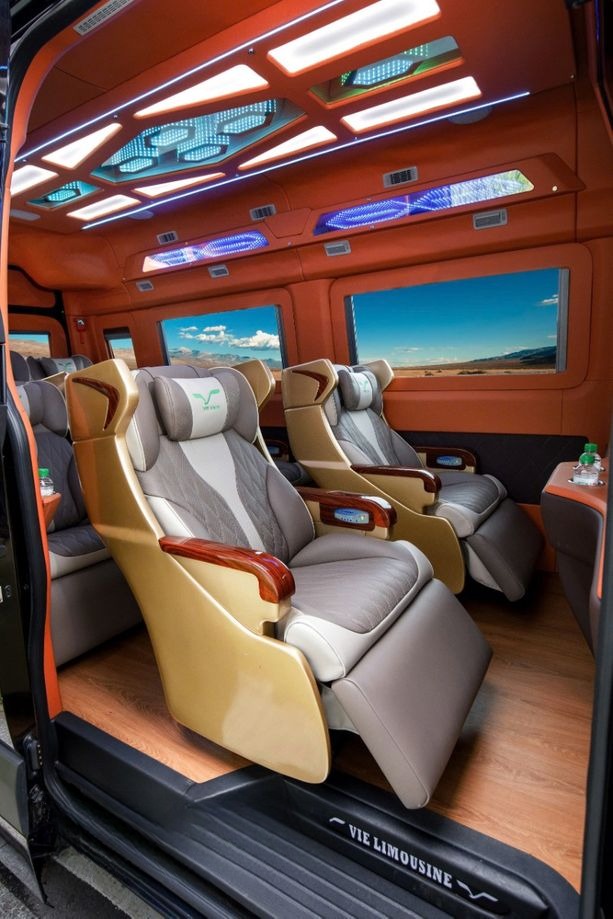 Xe Vie Limousine Ghế ngồi Limousine 9 chỗ