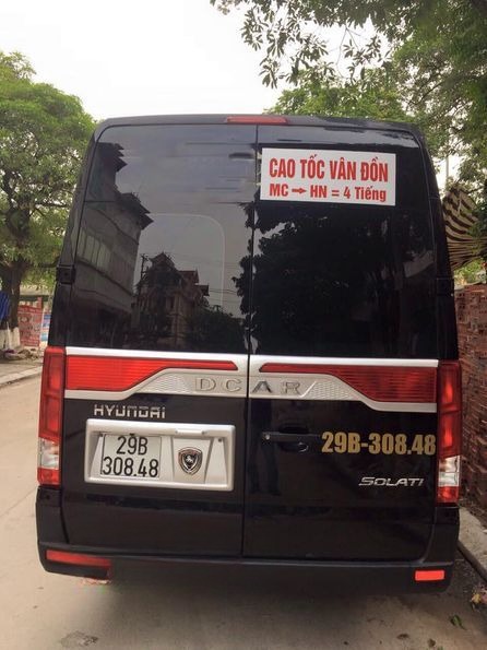 Xe Hoàng Công  Mặt sau xe 