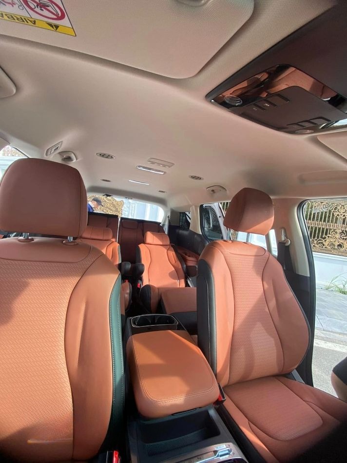Xe Hà Vy Limousine Ghế ngồi Tiện ích Nội thất Limousine 11 chỗ 