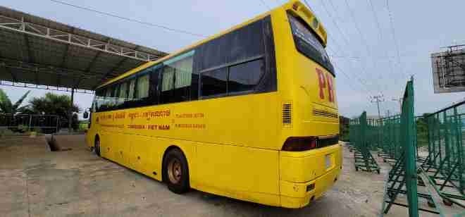 Xe Phương Heng Mặt sau xe Ghế ngồi 31 chỗ