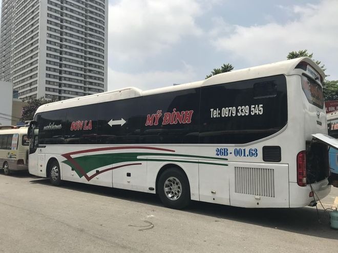 Xe Ngọc Thuận  Bên hông xe Giường nằm 42 chỗ