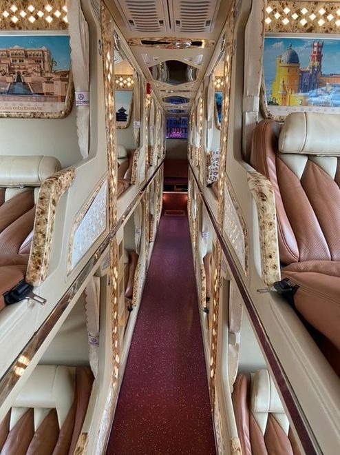 Xe Hòa Thuận Anh Giường nằm Nội thất Tiện ích Giường Phòng Limousine 22 chỗ