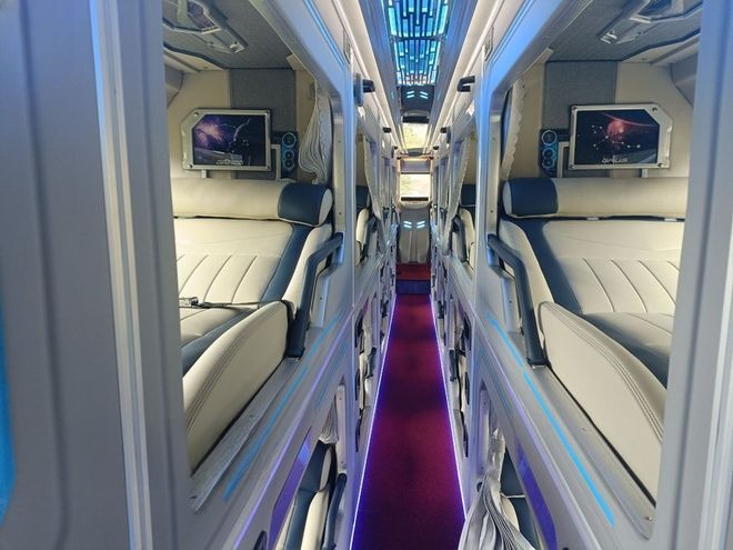 Xe Xuân Tráng Limousine Nội thất Limousine 24 phòng