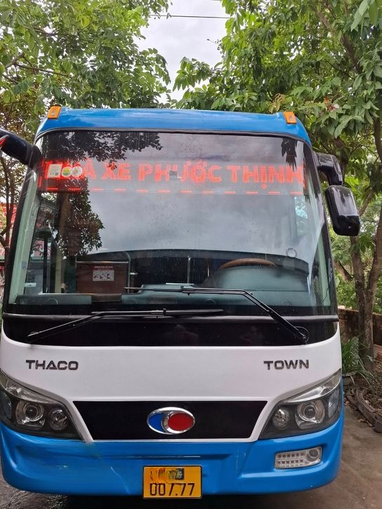 Xe Phước Thịnh Mặt trước xe Giường nằm 40 chỗ