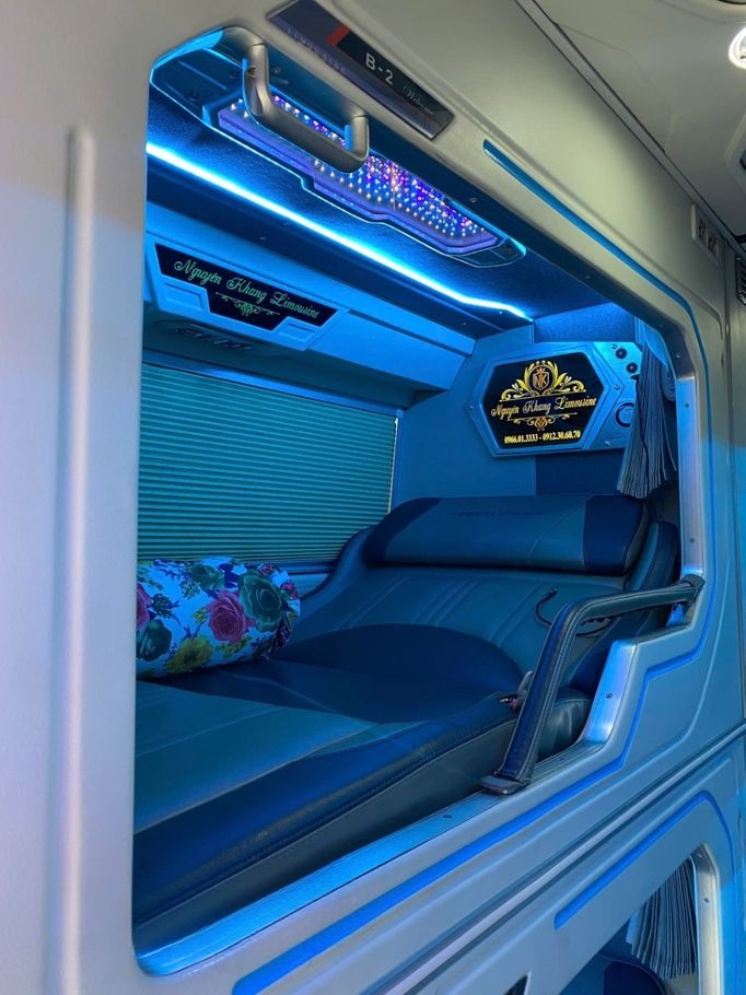 Xe Nguyên Khang Limousine Giường nằm Tiện ích Nội thất Limousine 24 phòng
