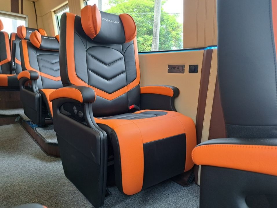 Xe Thiên Kim Limousine Ghế ngồi Nội thất Tiện ích Limousine 9 chỗ Plus