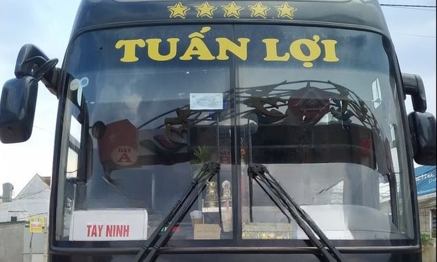 Xe Tuấn Lợi Mặt trước xe Giường nằm 40 chỗ