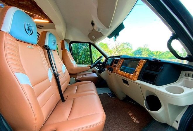 Xe Duy Tân Ghế ngồi Limousine 9 chỗ