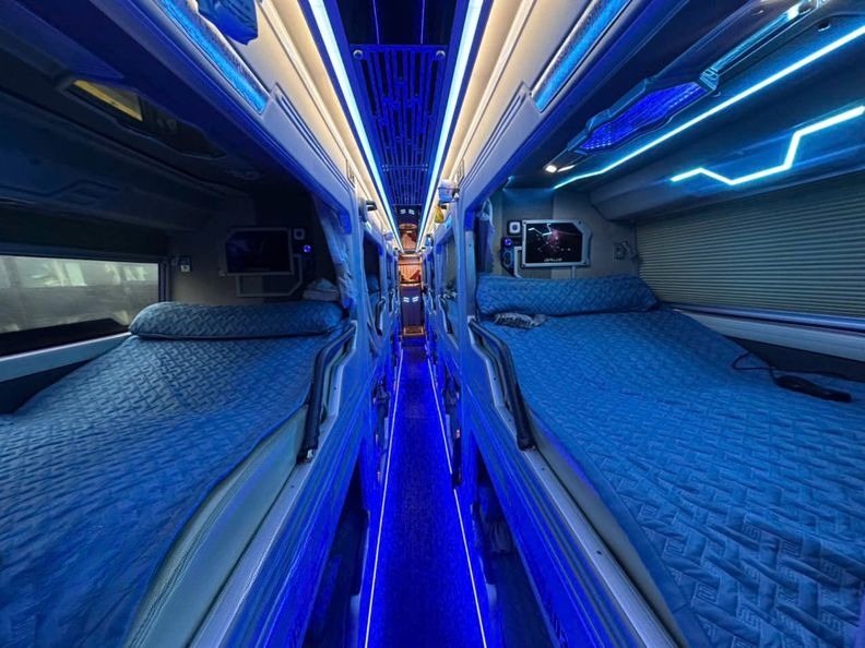 Xe Hoàng Giáp Nội thất Limousine giường nằm 22 chỗ