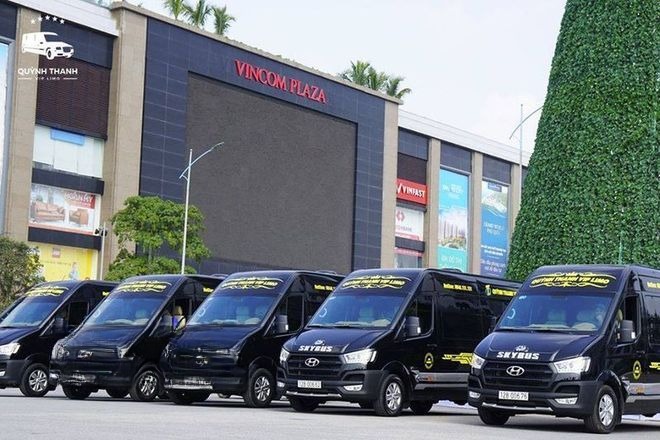 Xe Quỳnh Thanh Vip Limo Mặt trước xe Limousine 9 chỗ VIP