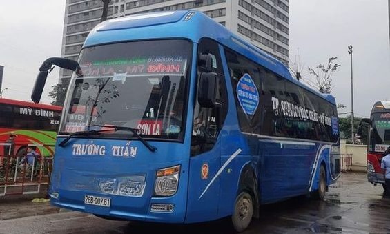 Xe HTX 30/4 Bên hông xe Giường nằm 40 chỗ