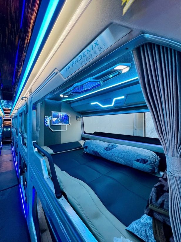 Xe Mạnh Hùng (Bình Định) Giường nằm Limousine 22 Phòng Đôi
