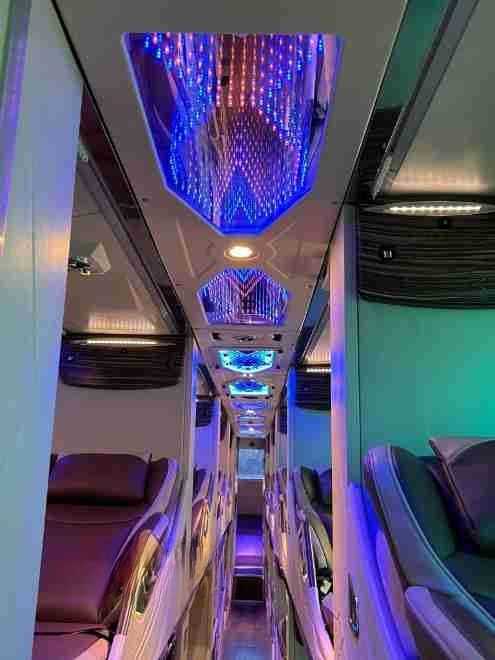 Xe Kế Nghi Nội thất Tiện ích Giường nằm Limousine 34 phòng
