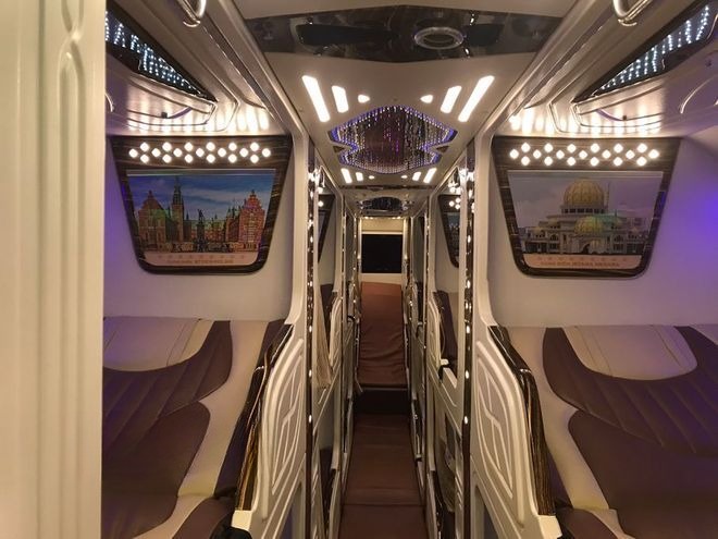 Xe Bằng Phấn Nội thất Limousine giường nằm 22 chỗ 