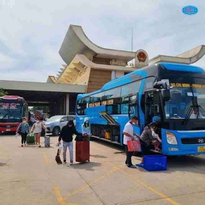 Xe Lovabus Bên hông xe Giường nằm 36 chỗ
