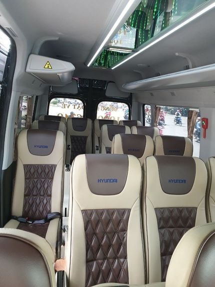 Hyundai Solati 16 chỗ Lê Trần Limousine