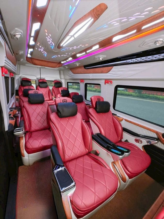 Xe Thanh Lịch Ghế ngồi Limousine 12 chỗ