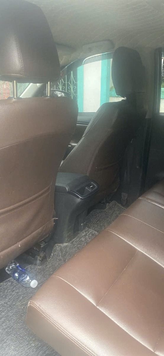 Xe Văn Khánh Ghế ngồi Nội thất Xe 7 chỗ Fortuner