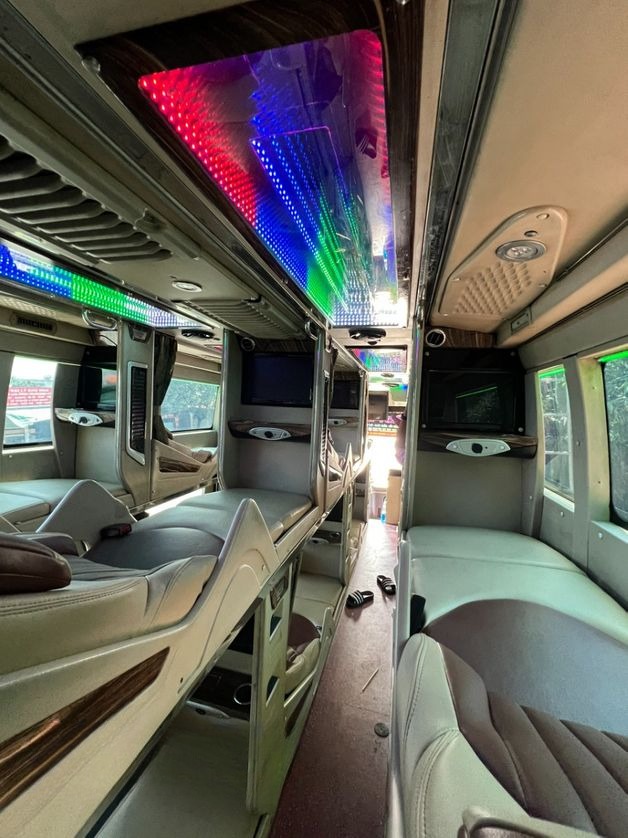 Xe Quang Tuấn (Điện Biên) Nội thất Giường nằm Tiện ích Limousine giường nằm 34 chỗ