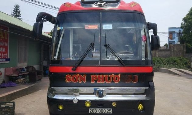 Xe Sơn Phương Mặt trước xe Giường nằm 40 chỗ