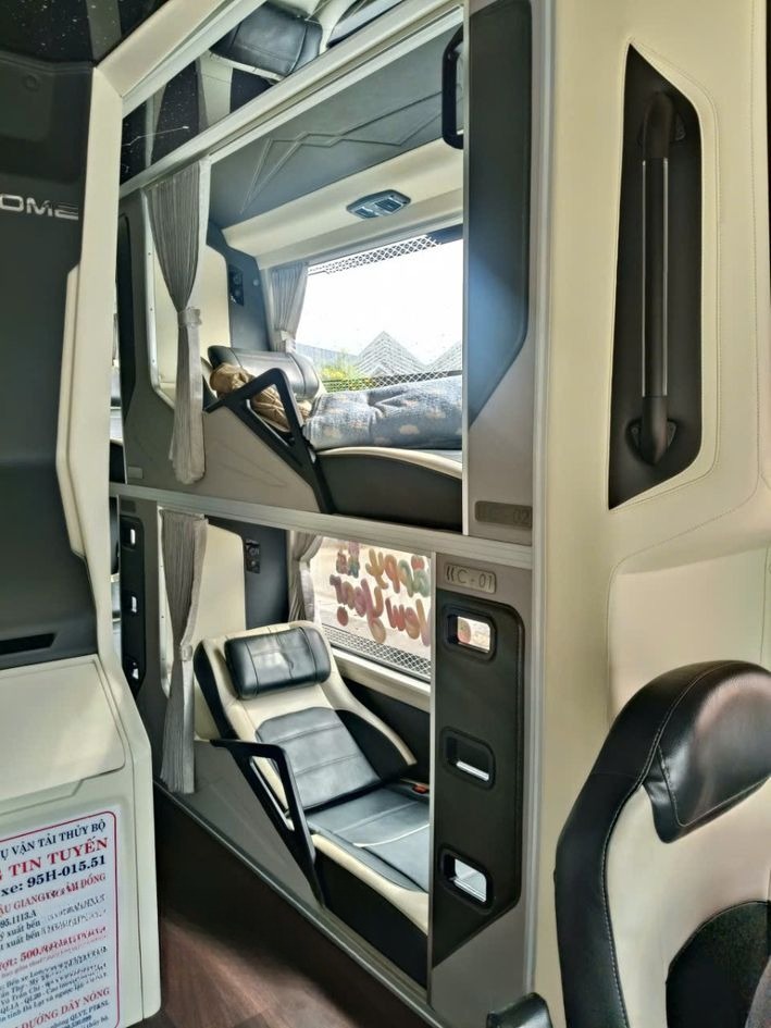 Xe Lovabus Giường nằm Tiện ích Nội thất Giường nằm 34 chỗ