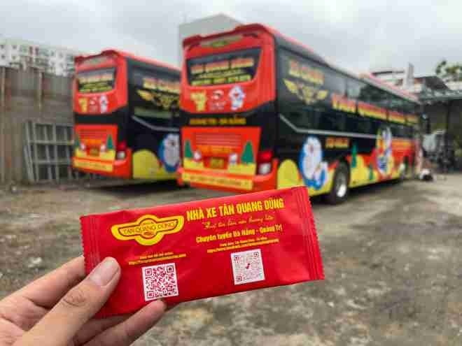 Xe Tân Quang Dũng Limousine Tiện ích Bên hông xe Mặt sau xe Giường nằm 45 chỗ