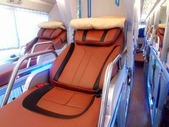 Xe Vạn Lục Tùng Giường nằm Tiện ích Nội thất Limousine 34 Giường VIP