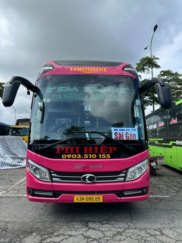 Xe Phi Hiệp Mặt trước xe 