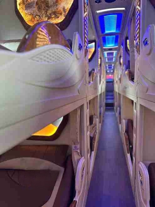 Xe Nguyễn Kim Limousine Giường nằm Limousine 24 phòng