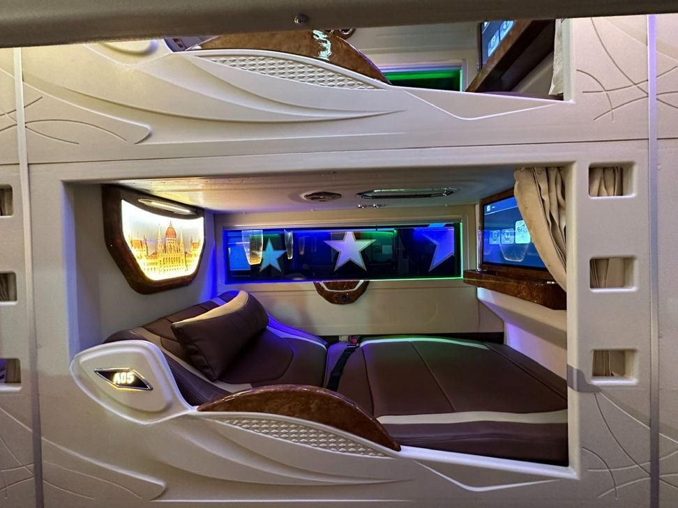 Xe Thiện Thành Limousine Giường nằm Tiện ích Nội thất Limousine 24 phòng