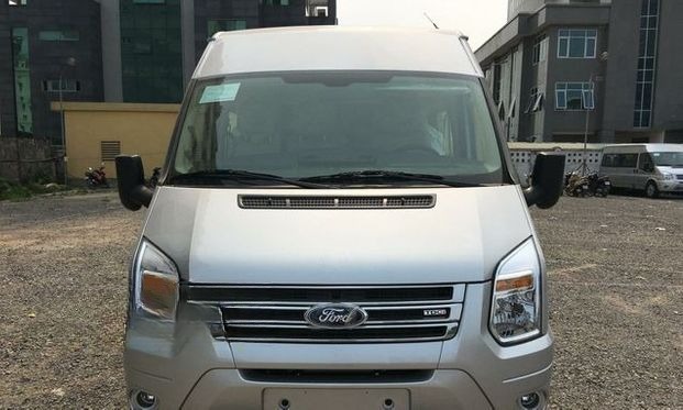 Xe BEACH BUS Mặt trước xe Xe Ford Transit 16 chỗ