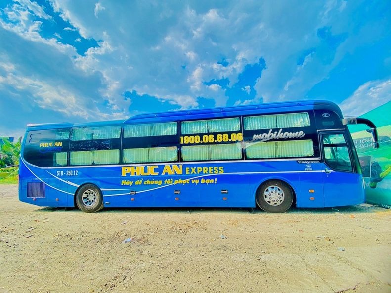 Xe Phúc An Express Bên hông xe Giường nằm 40 chỗ (new)