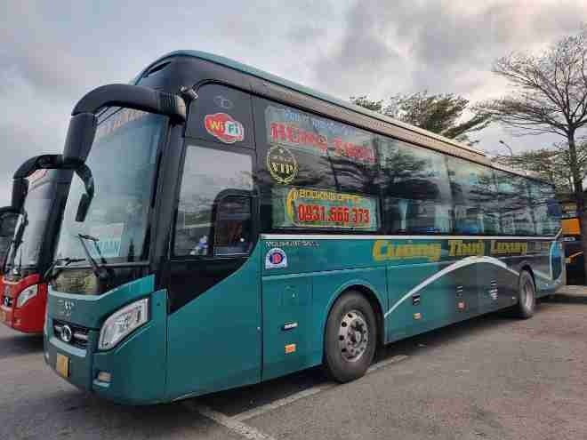 Xe Cường Thủy (Nghệ An) Mặt trước xe Bên hông xe Limousine 34 giường