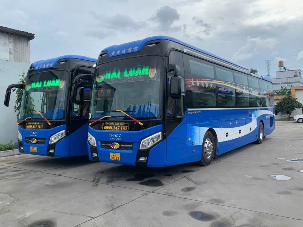 Xe Hải Luân Mặt trước xe Giường nằm 41 chỗ