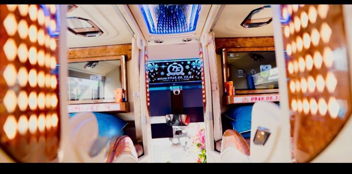 Xe Tư Trang Giường nằm Limousine 24 phòng