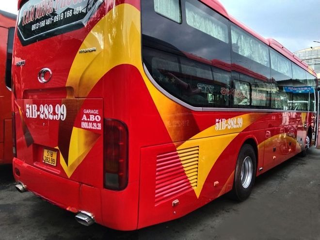 Xe Tâm Minh Phương Mặt sau xe Bên hông xe Giường nằm 46 chỗ