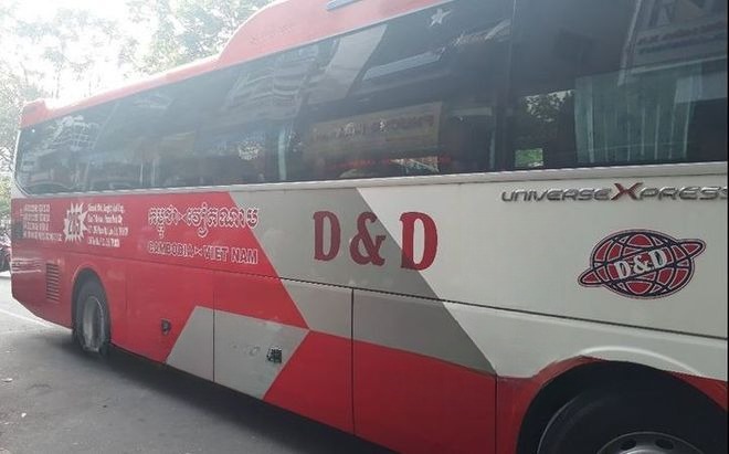 Xe Danh Danh Express Bus Mặt sau xe Giường nằm Giường nằm 40 chỗ