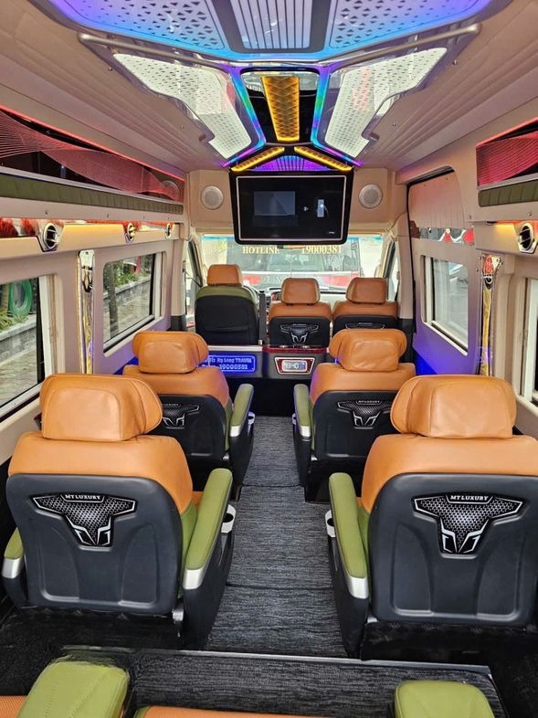 Xe Hạ Long Travel Limousine Nội thất 