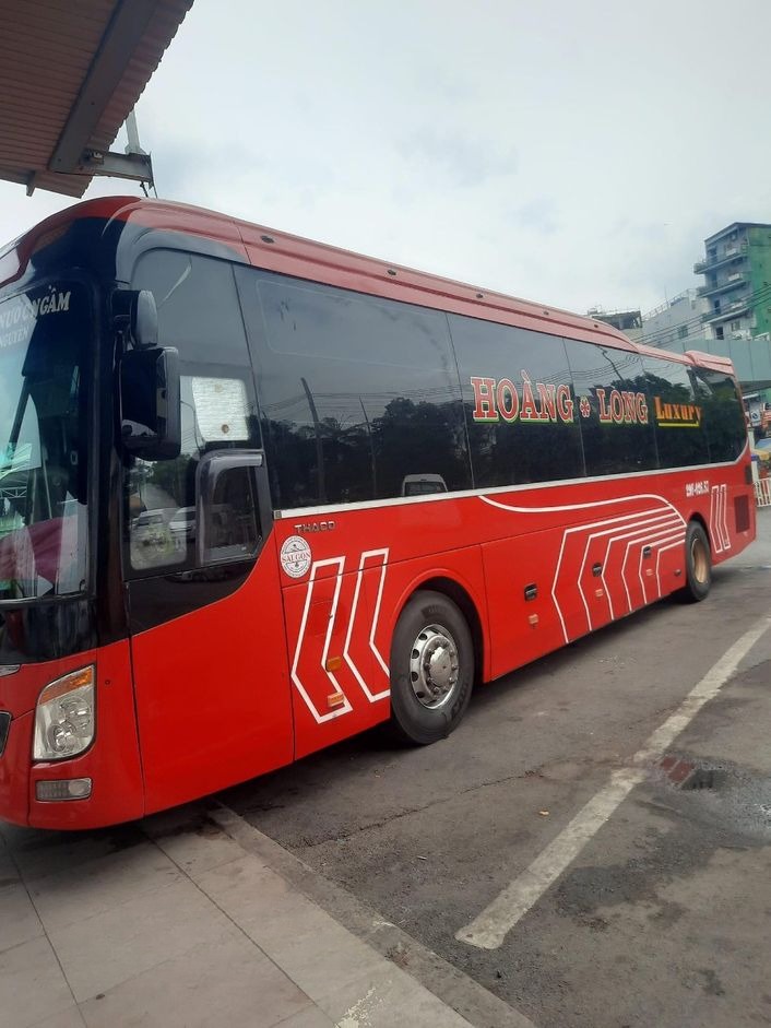 Xe HTX Hoàng Long Bên hông xe Giường nằm 40 chỗ