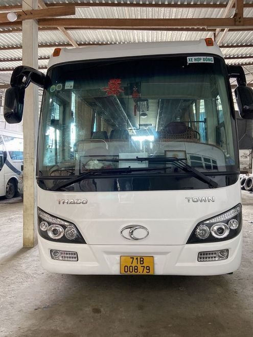 Xe Bảo Quỳnh Mặt trước xe Ghế ngồi 29 chỗ (Thaco)