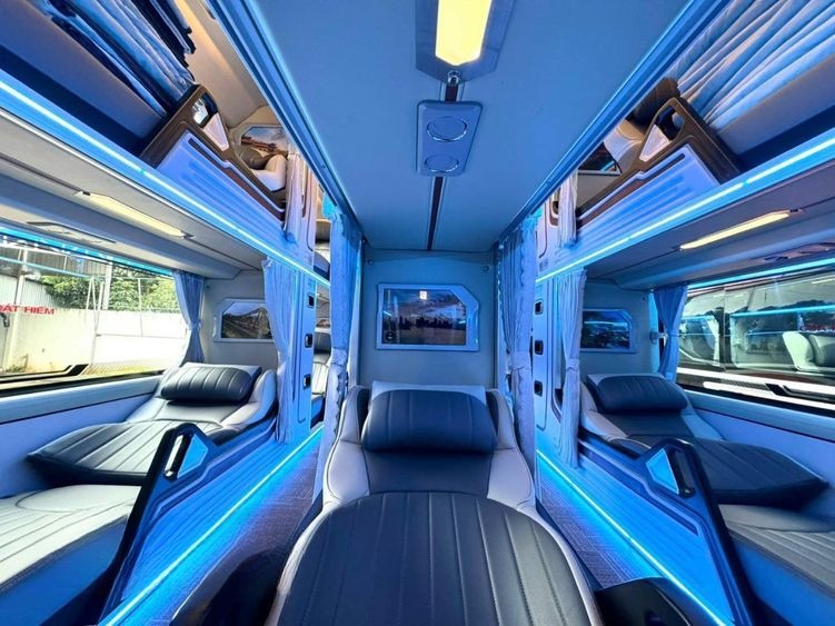 Xe Nguyễn Đông Nội thất Tiện ích Giường nằm Limousine giường nằm 32 chỗ