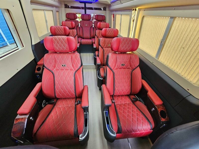 Xe Hà Hải Limousine Nội thất Limousine 11 chô
