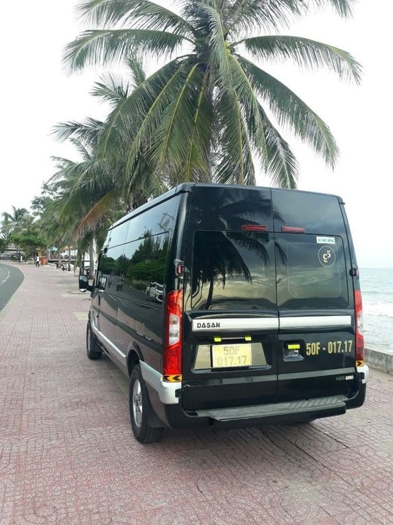 Xe G5Car Mặt sau xe Limousine 9 chỗ