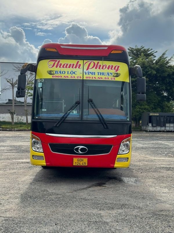 Xe Thanh Phong Mặt trước xe Giường Nằm 44 chỗ